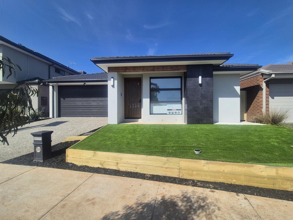 32 Marriott Bvd, Weir Views, VIC 3338
