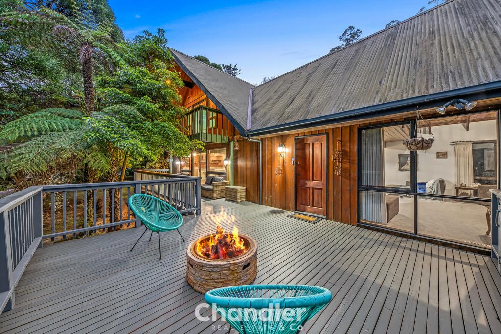 13 Brenda Gr, Tecoma, VIC 3160