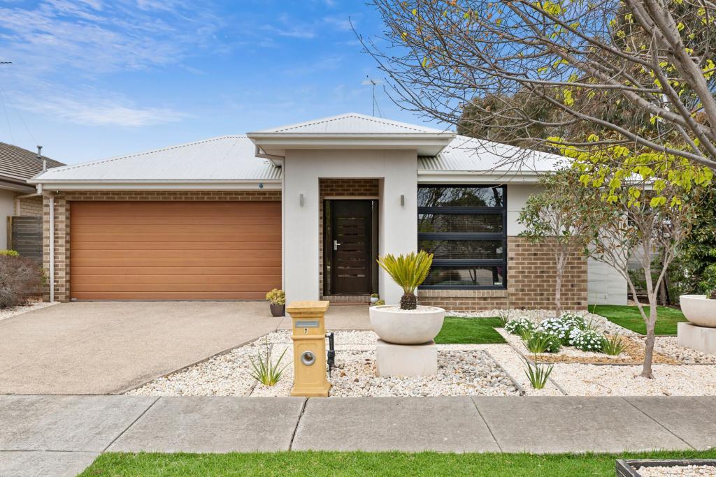 7 Saltbreeze Bvd, Armstrong Creek, VIC 3217