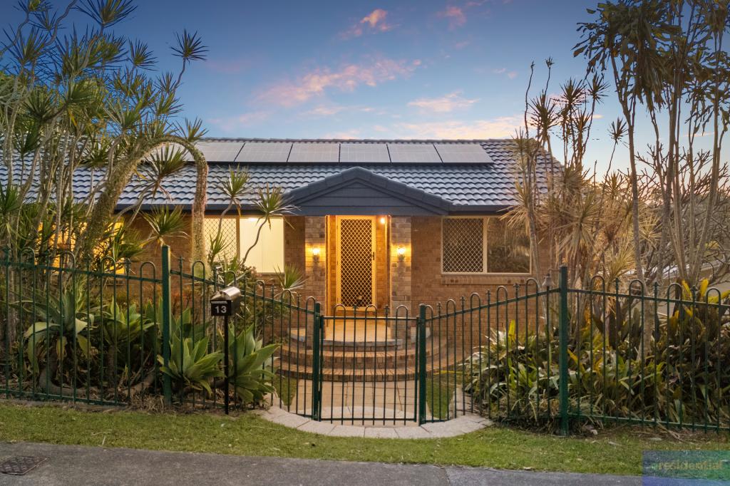 13 Overland Dr, Edens Landing, QLD 4207