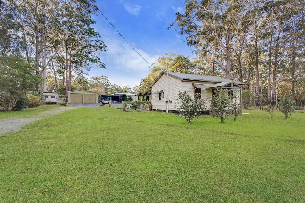 411 Blackhead Rd, Hallidays Point, NSW 2430