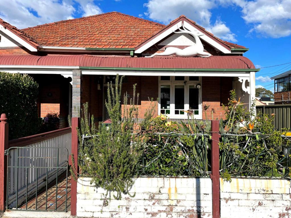 218 Livingstone Rd, Marrickville, NSW 2204