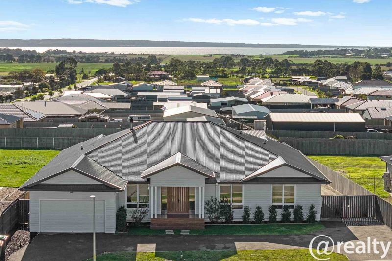 42 Colonnades Cct, Coronet Bay, VIC 3984