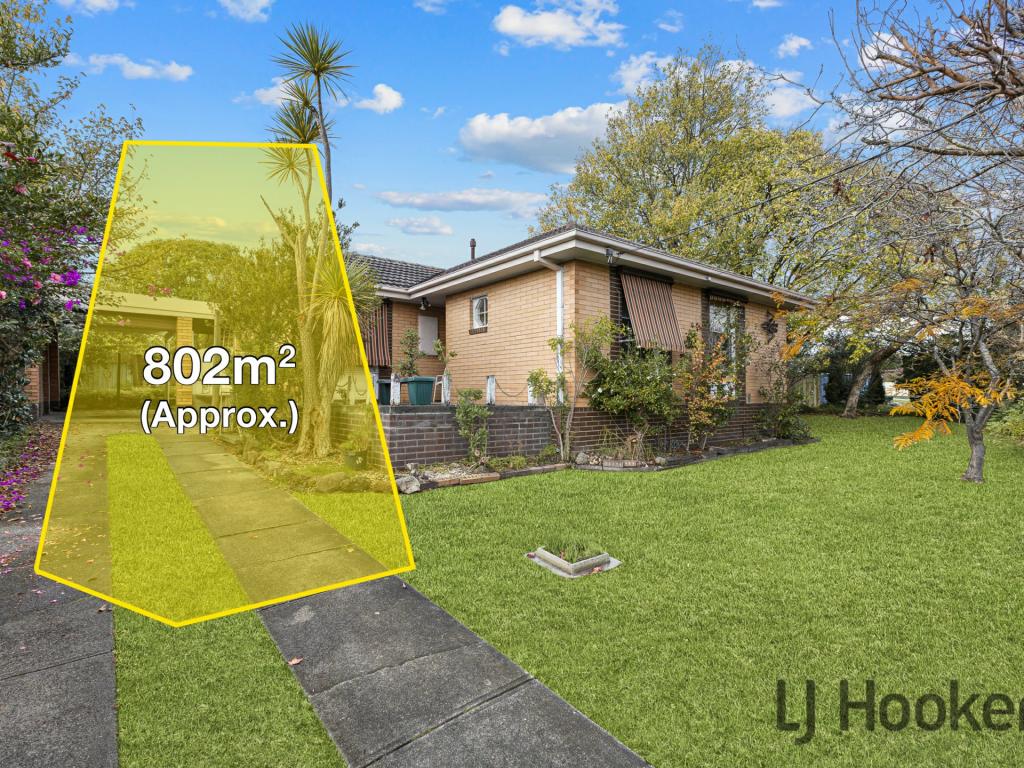 17 MOIRA AVE, FERNTREE GULLY, VIC 3156