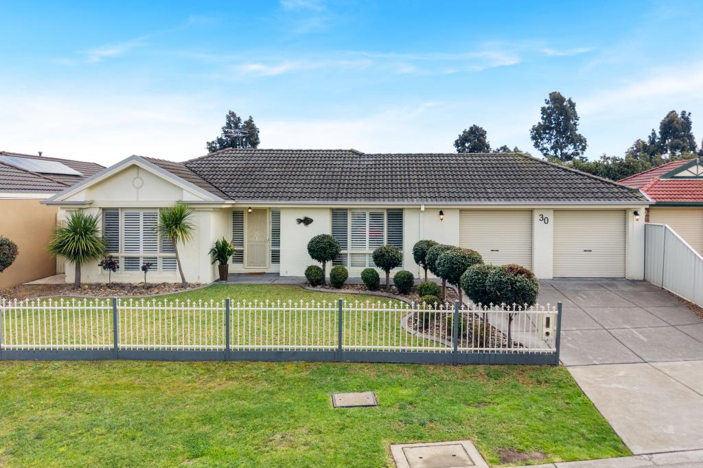30 Mulberry Pass, Craigieburn, VIC 3064