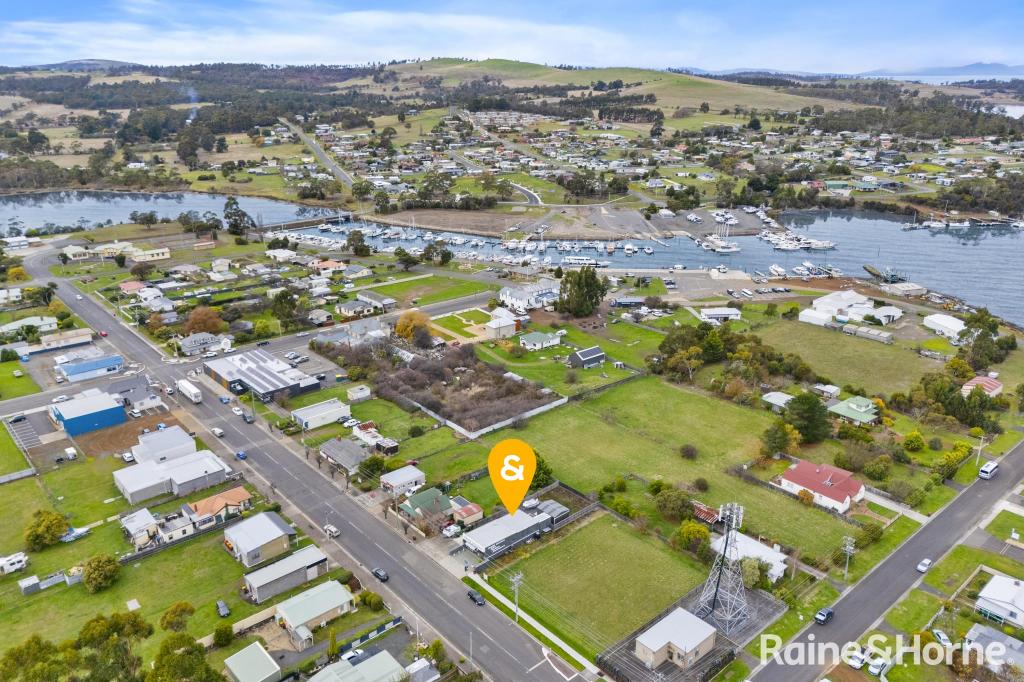 12a Vicary St, Triabunna, TAS 7190