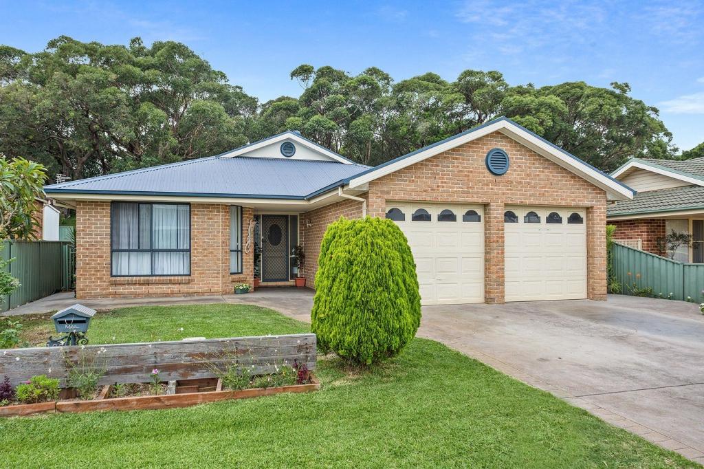 95 Ocean St, Windang, NSW 2528