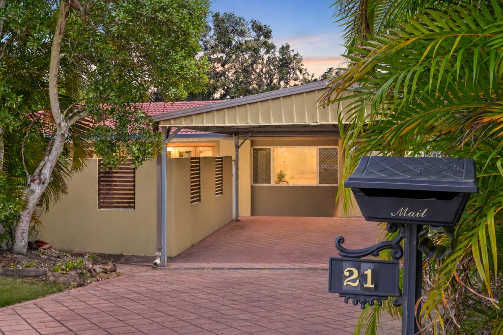 21 Barbaralla Dr, Springwood, QLD 4127