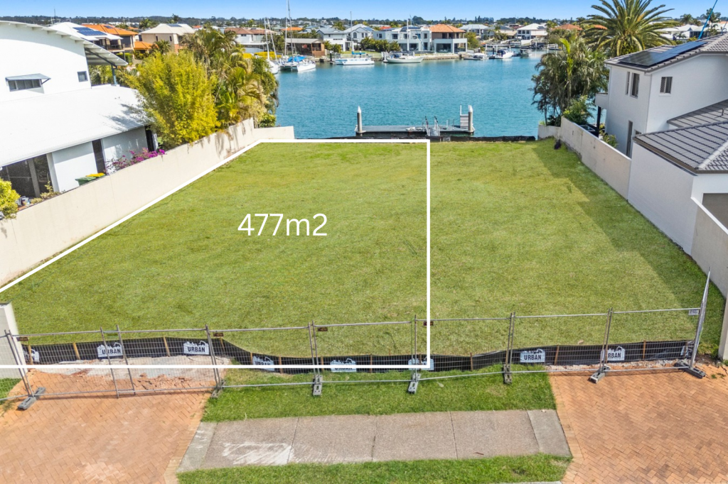 14 Little Shore St, Cleveland, QLD 4163