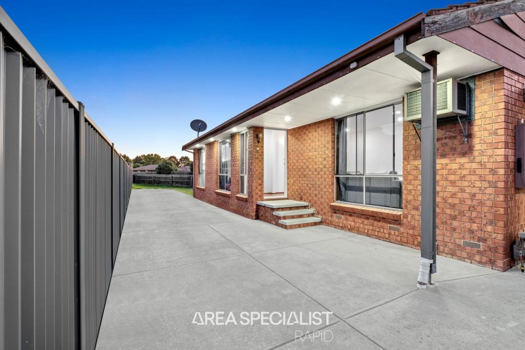 2/79 Oaktree Dr, Hampton Park, VIC 3976