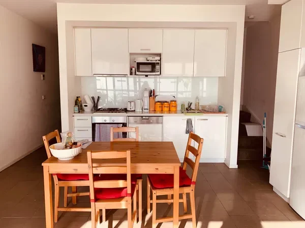 2/4 Little Buckingham St, Richmond, VIC 3121