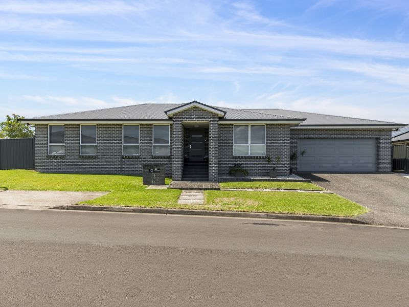 35 Mallon Ave, Horsley, NSW 2530