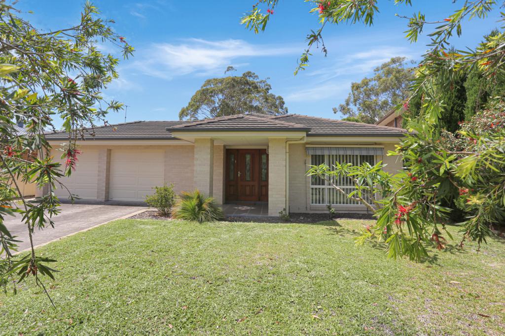 16 Karthena Cres, Hawks Nest, NSW 2324