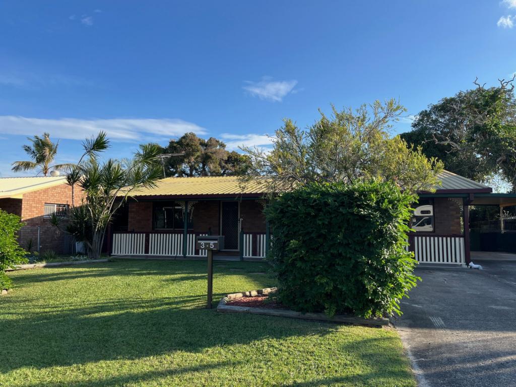 35 Dianthus Ave, Banksia Beach, QLD 4507