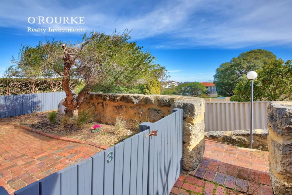 3/12 Ozone Pde, Trigg, WA 6029
