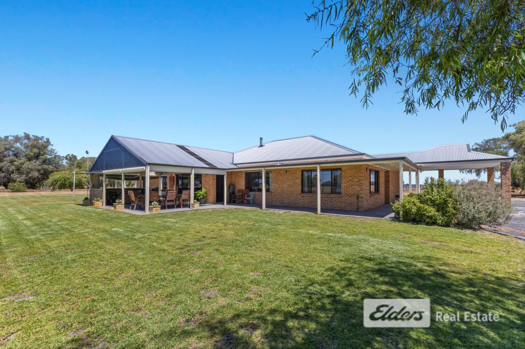 384 Gavins Rd, Capel, WA 6271
