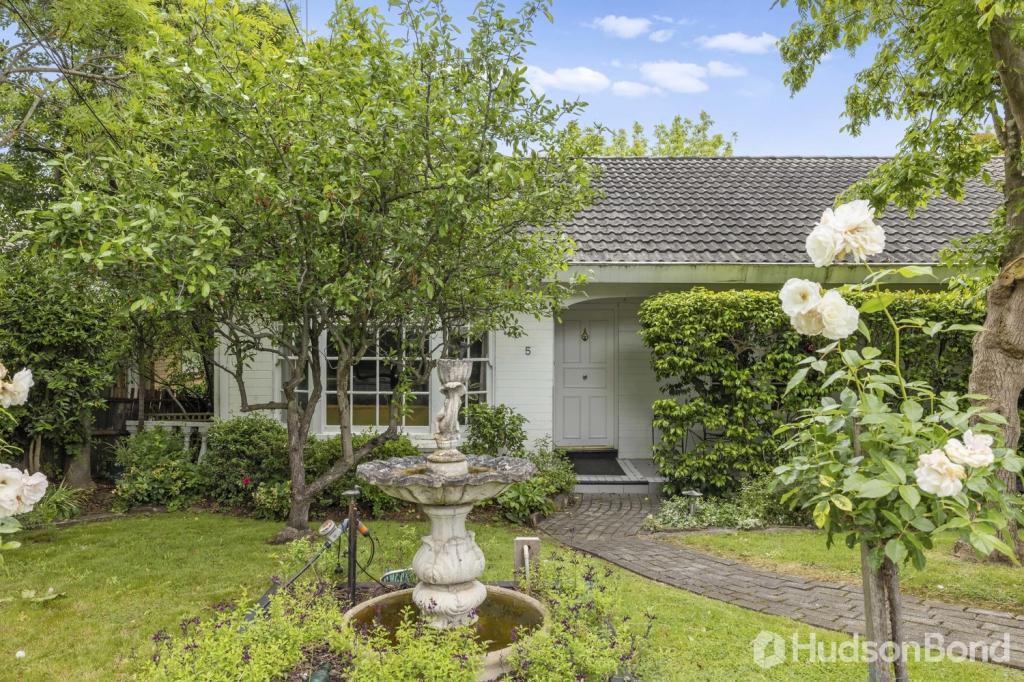 5 Walker St, Doncaster, VIC 3108