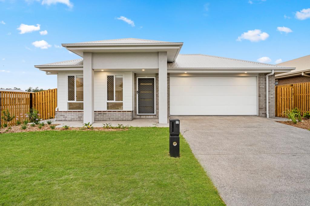 17 Glamorous St, Morayfield, QLD 4506