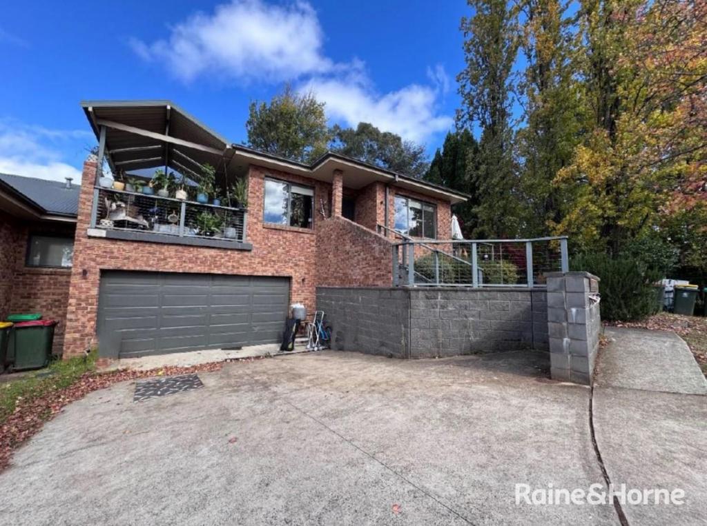 1/10 Mckay Cres, Orange, NSW 2800