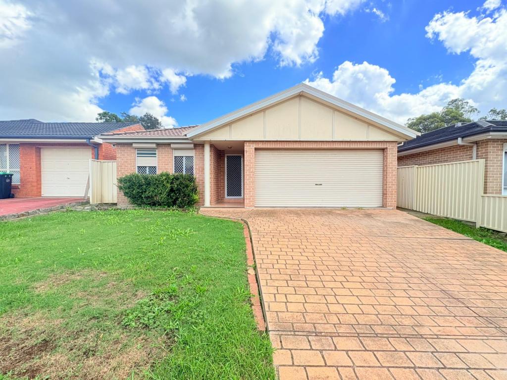 5 Louise Pl, Bonnyrigg, NSW 2177