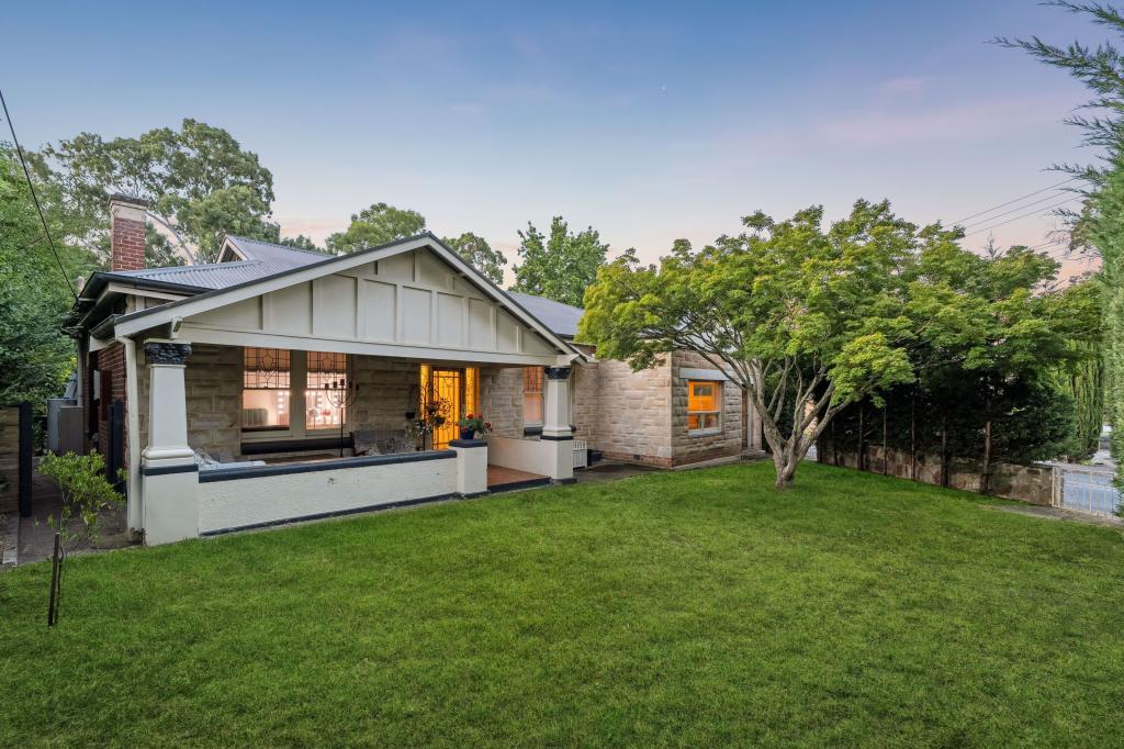 8 Pine Ave, Hahndorf, SA 5245