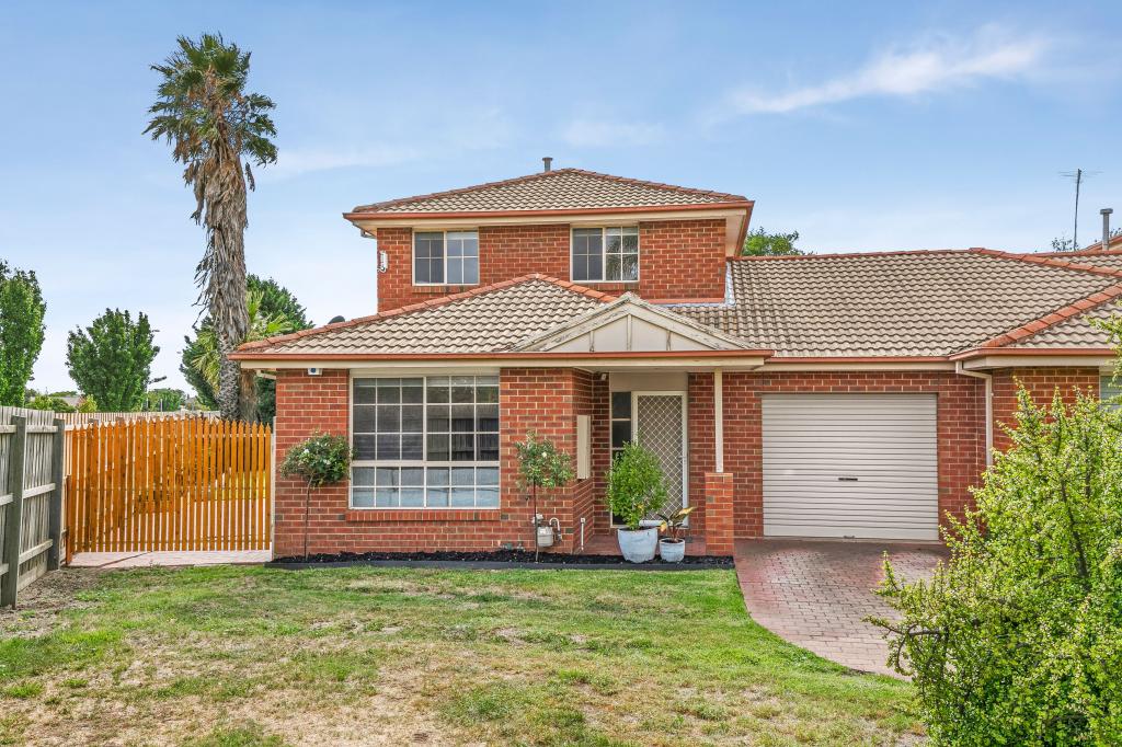 4/10 Brechin Ct, Greenvale, VIC 3059