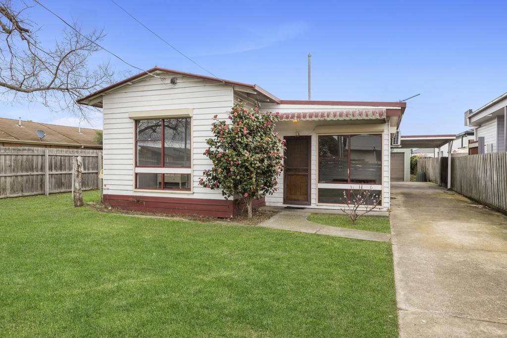 3 Robin Ave, Norlane, VIC 3214