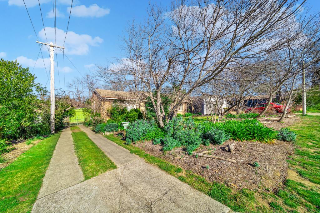 12 Roberts St, Macquarie, ACT 2614