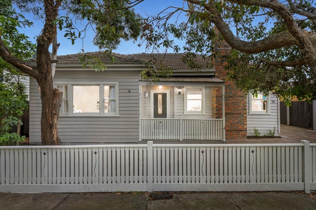 18 Howard St, Maidstone, VIC 3012