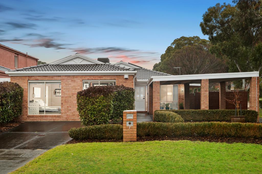 7 Kings Ct, Wantirna South, VIC 3152