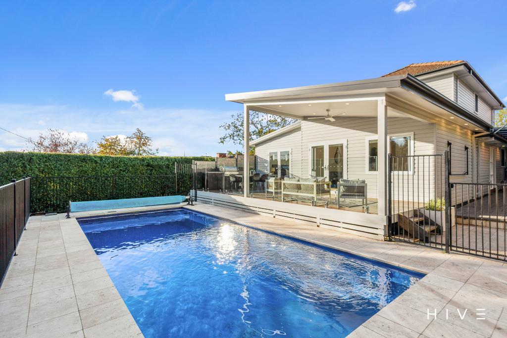 14 Carmichael St, Deakin, ACT 2600