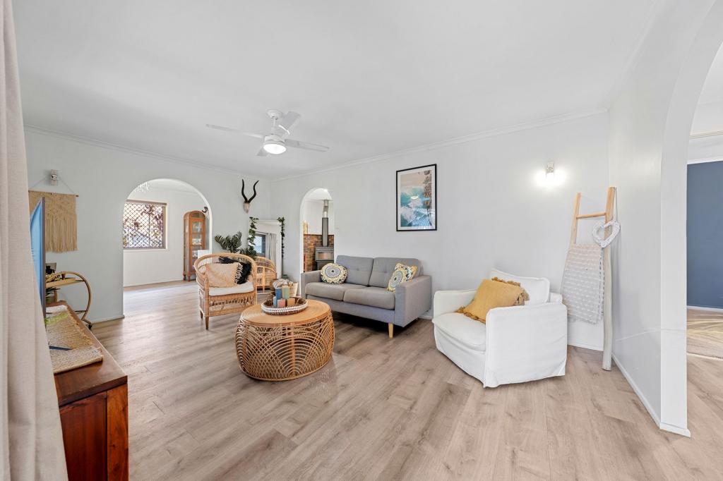 4 Elizabeth Dr, Alexandra Hills, QLD 4161