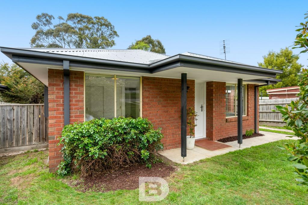 4 High St, Woodend, VIC 3442