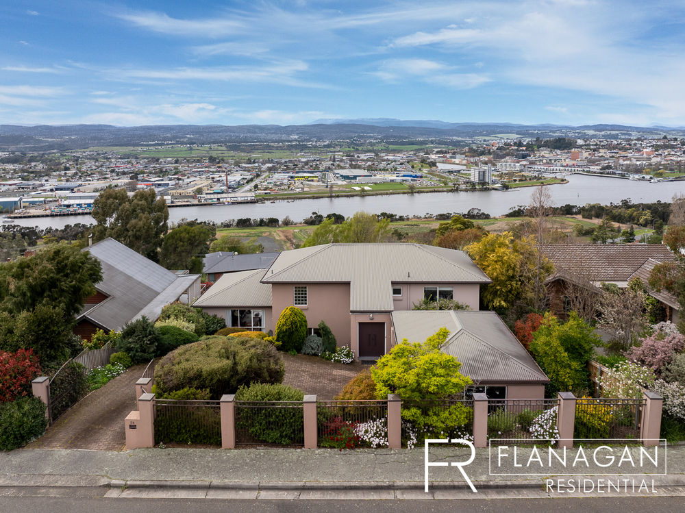 24 Floreat Cres, Trevallyn, TAS 7250