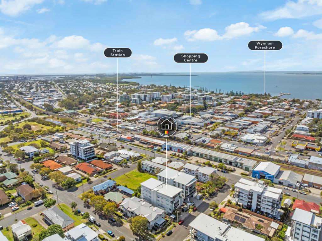 2/15 BESHAM PDE, WYNNUM, QLD 4178