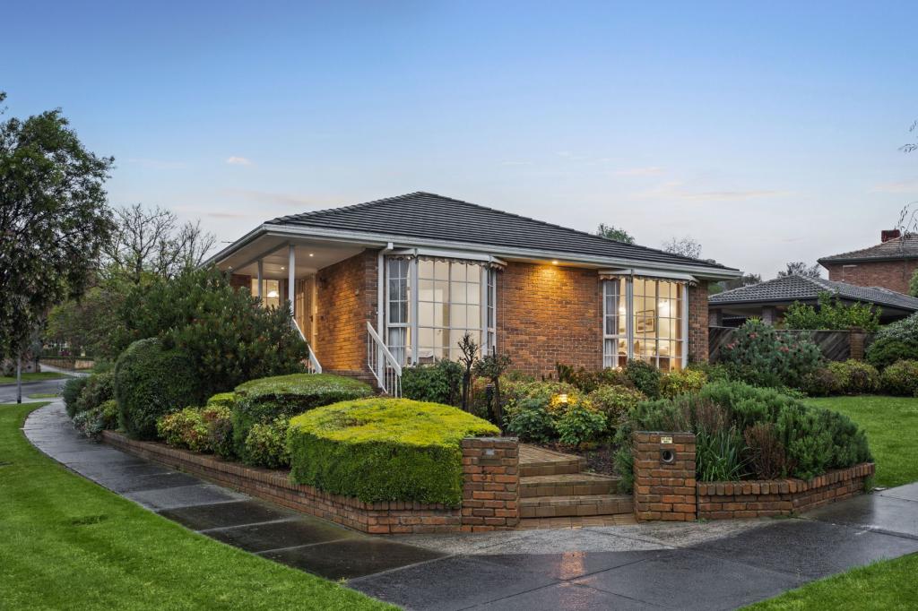 31 Howell Dr, Berwick, VIC 3806