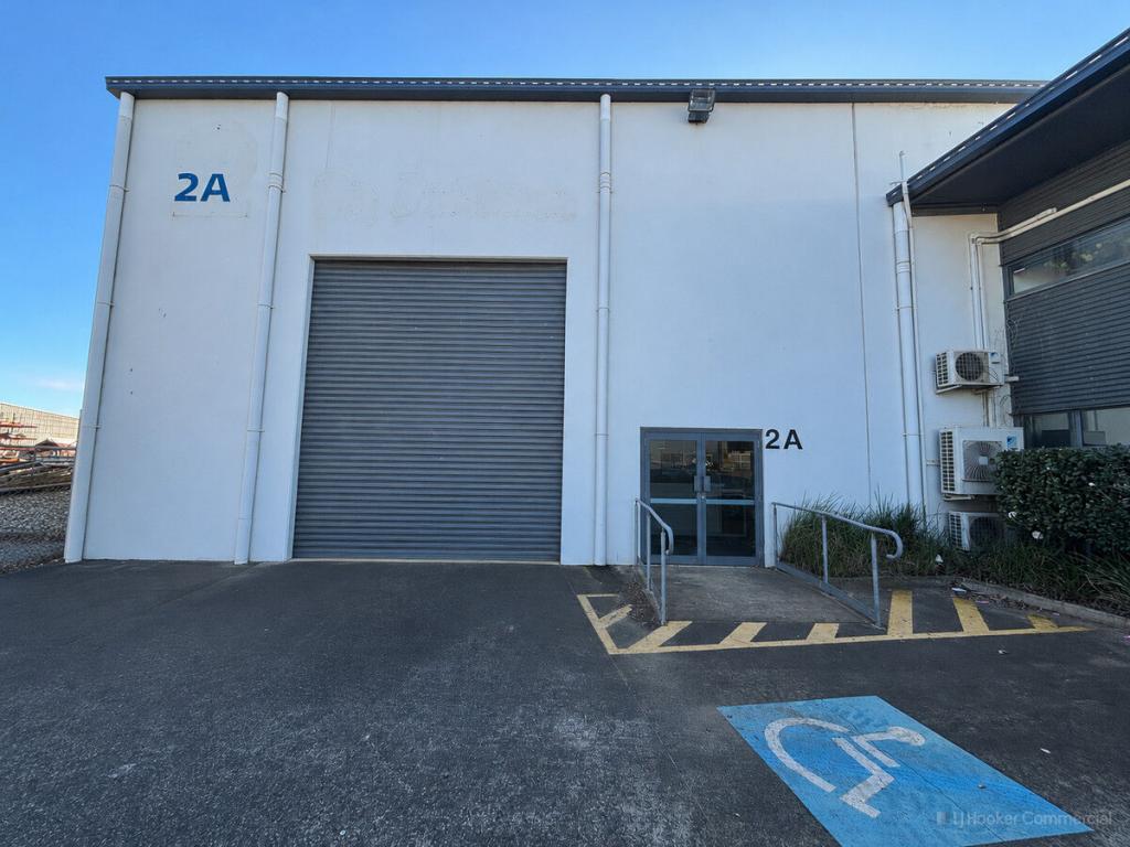 2a/7-9 Gardner Ct, Wilsonton, QLD 4350