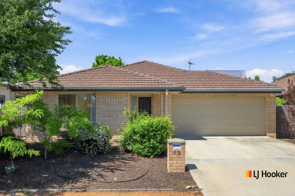 42 Dagmar Berne St, Macgregor, ACT 2615