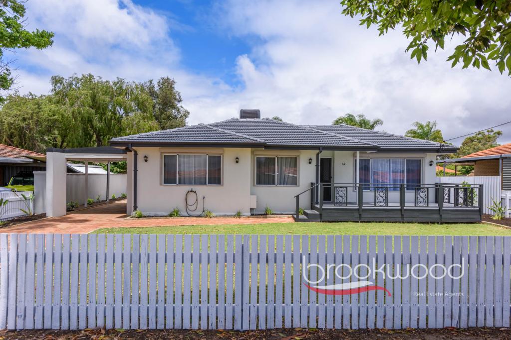 42 SPRING RD, THORNLIE, WA 6108