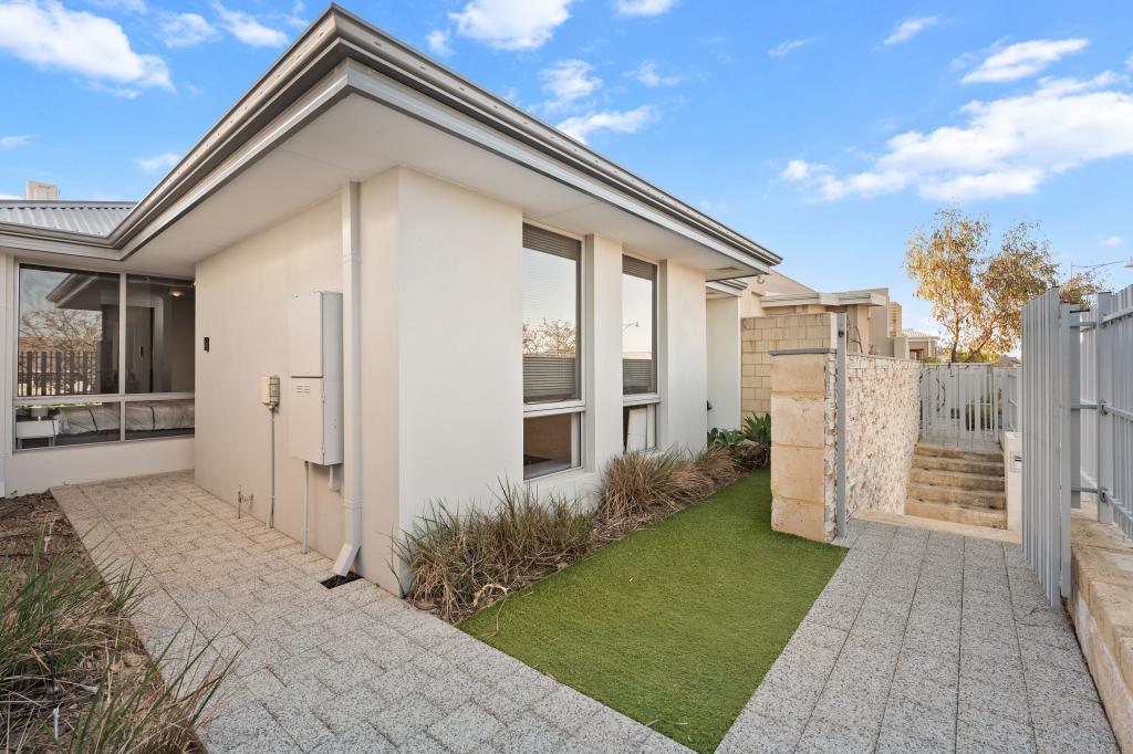 90 KINGSCLIFF DR, GOLDEN BAY, WA 6174