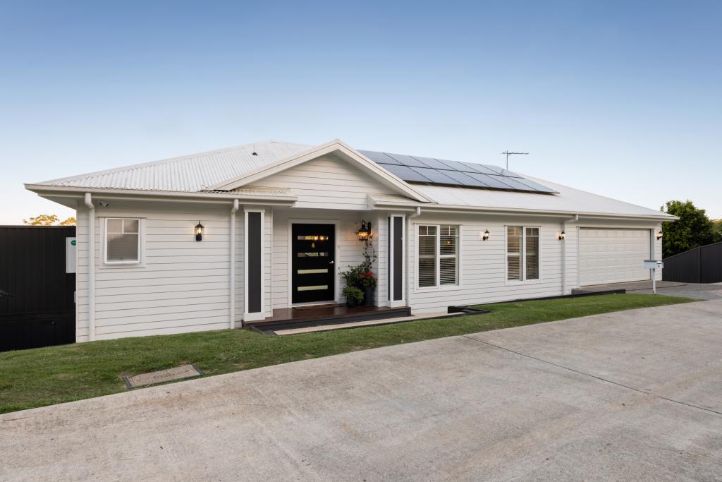 14 Eastview Cl, Woombye, QLD 4559