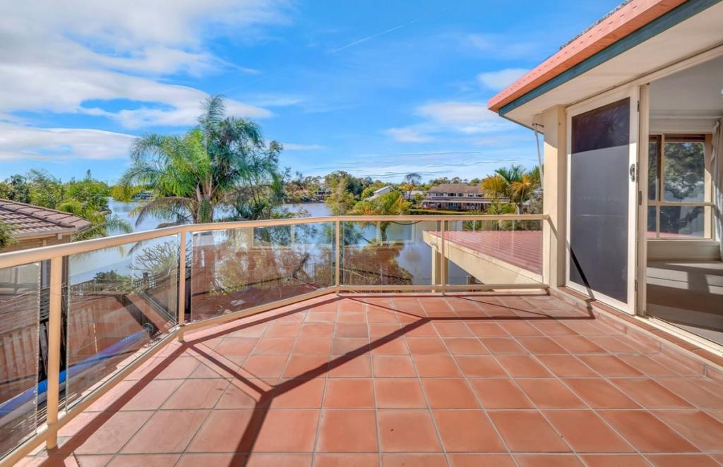 13 Tullamarine Dr, Robina, QLD 4226