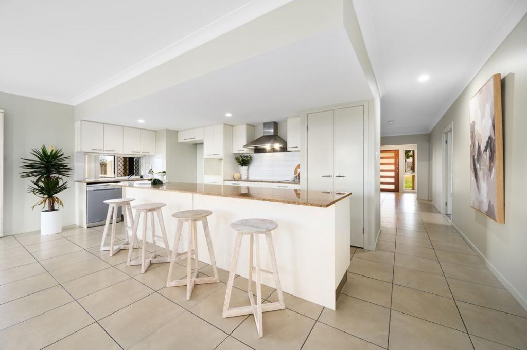 16 Bottletree Ct, Coomera, QLD 4209
