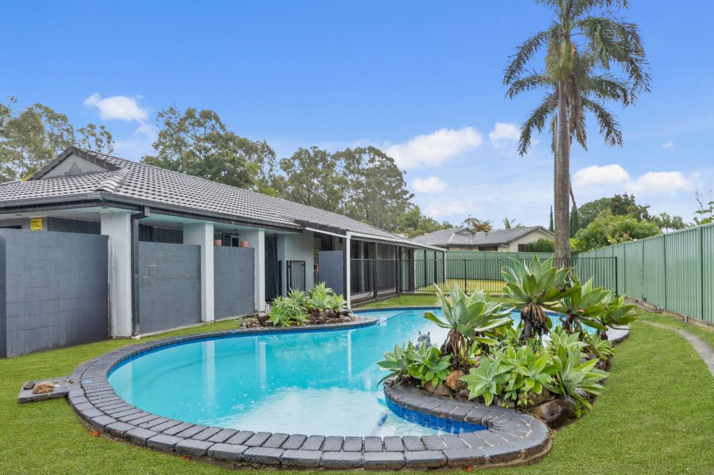 31 Madigan Rd, Carrara, QLD 4211