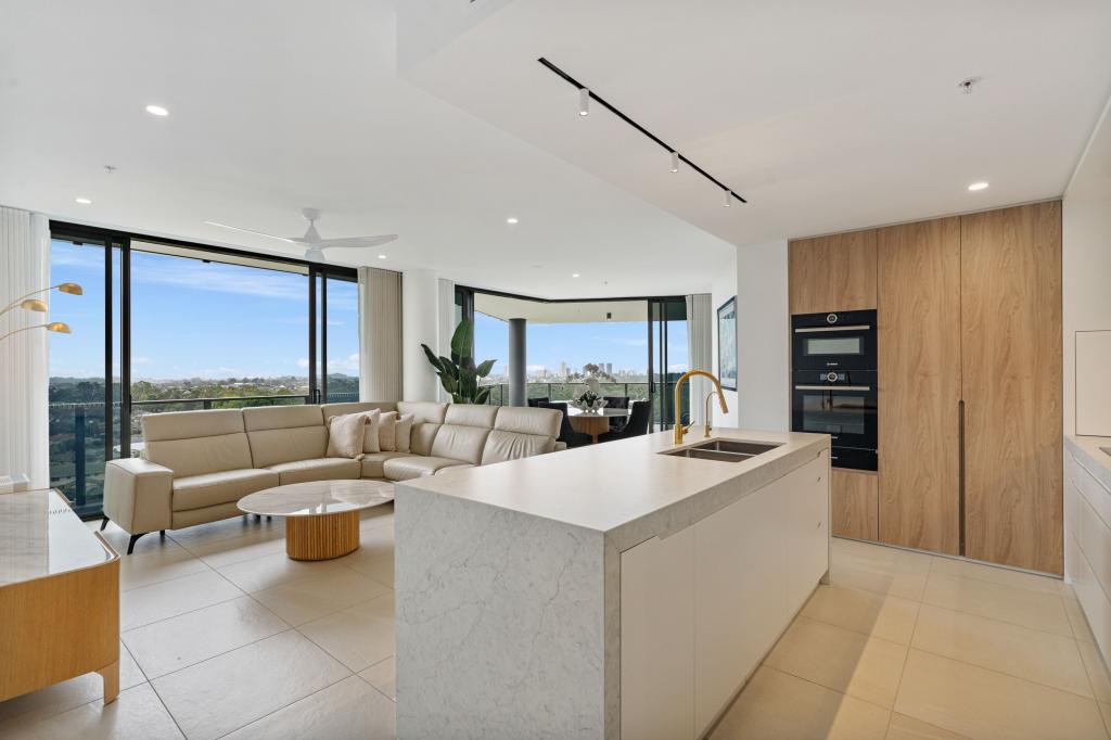 42/20 Executive Dr, Burleigh Waters, QLD 4220