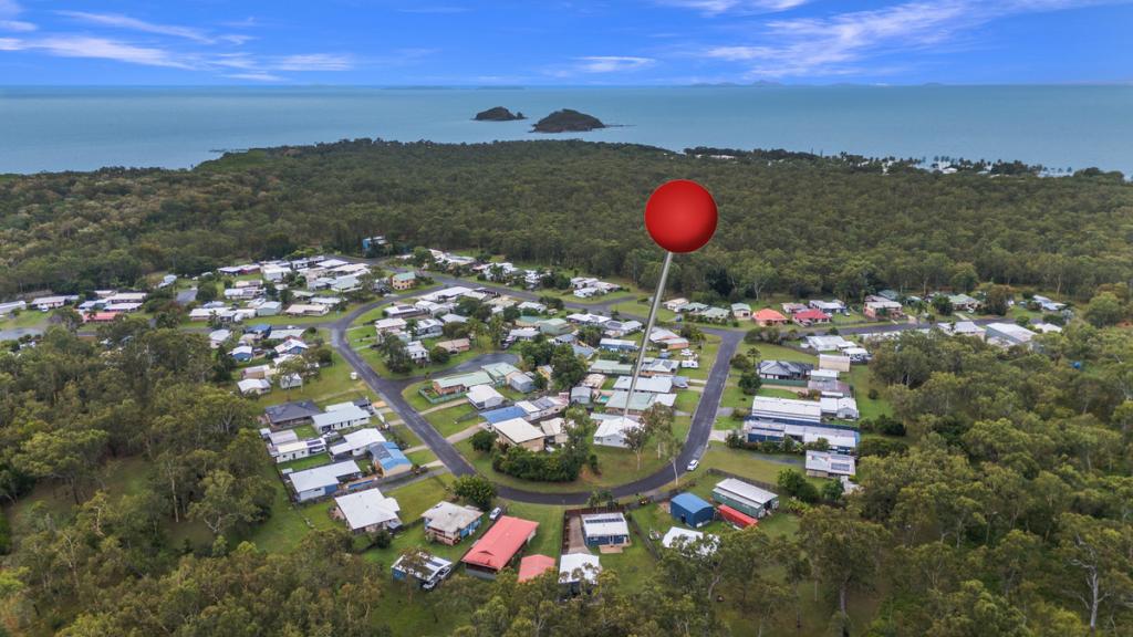 19 Murphy St, Seaforth, QLD 4741