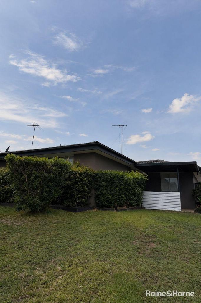 45 Hopping Rd, Ingleburn, NSW 2565