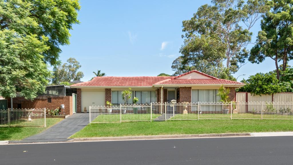 18 Dumfries Rd, St Andrews, NSW 2566