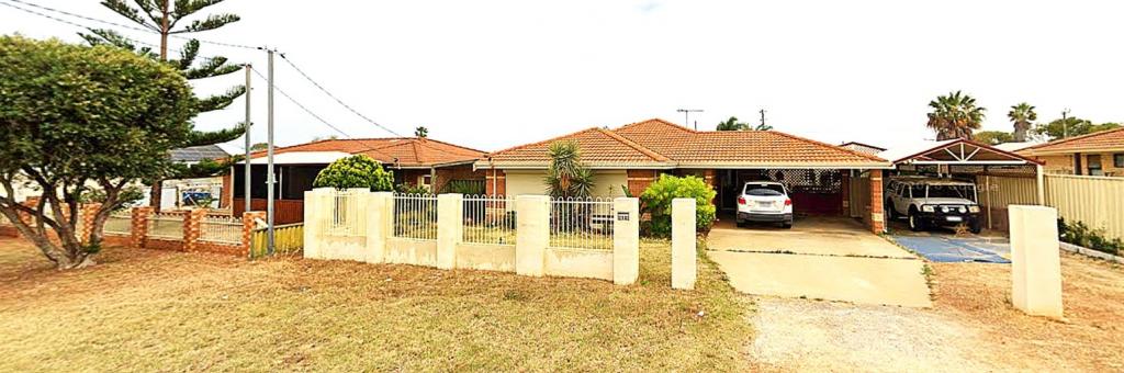 10 Yarraman Rd, Waggrakine, WA 6530