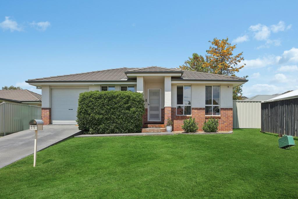 19 Bellevue Rd, Mudgee, NSW 2850